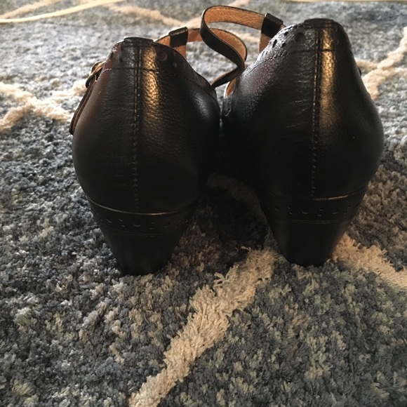 Phoebe T-Strap Heels - Picture 2 of 8